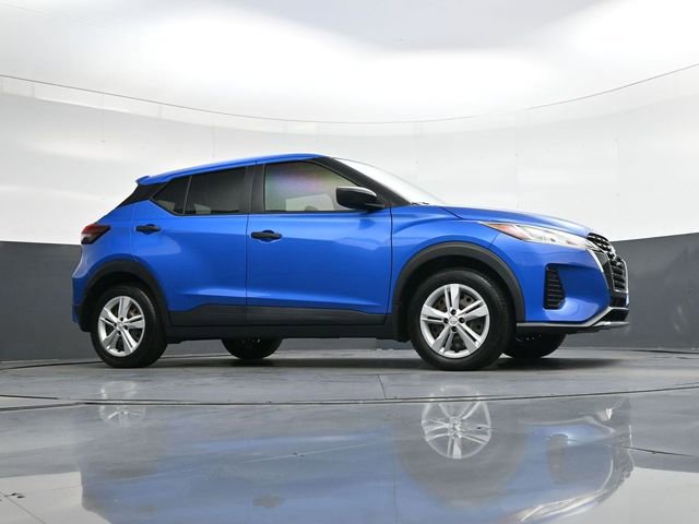 Used 2022 Nissan Kicks S image 31