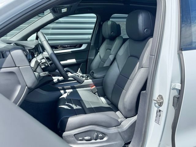 New 2026 Porsche Cayenne AWD/4WD image 5