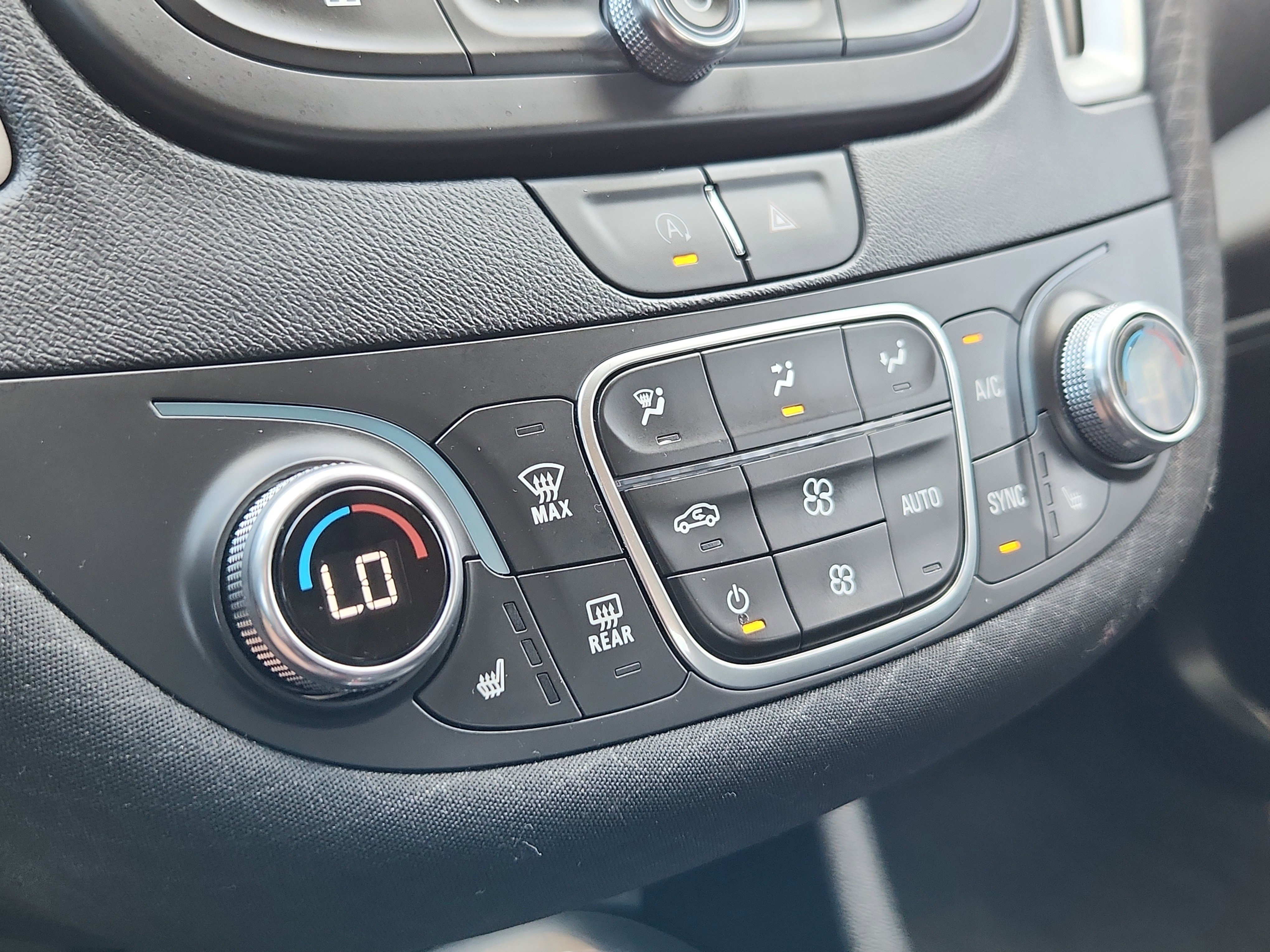 Used 2023 Chevrolet Malibu LT image 26