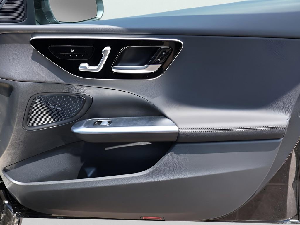 Certified 2025 Mercedes-Benz C 300 4MATIC Sedan image 25