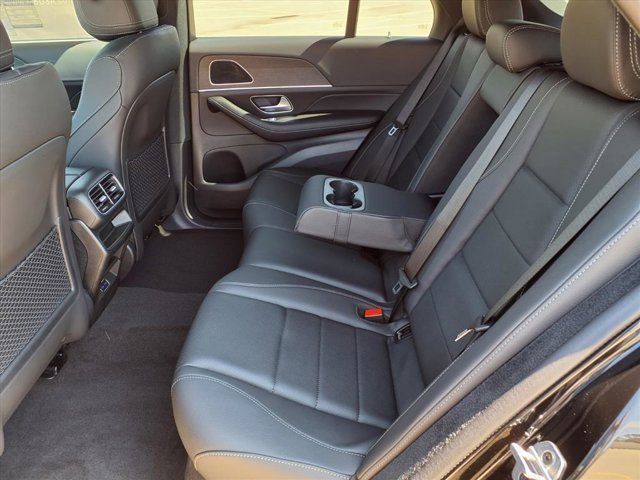 Used 2025 Mercedes-Benz GLE 450 4MATIC image 17