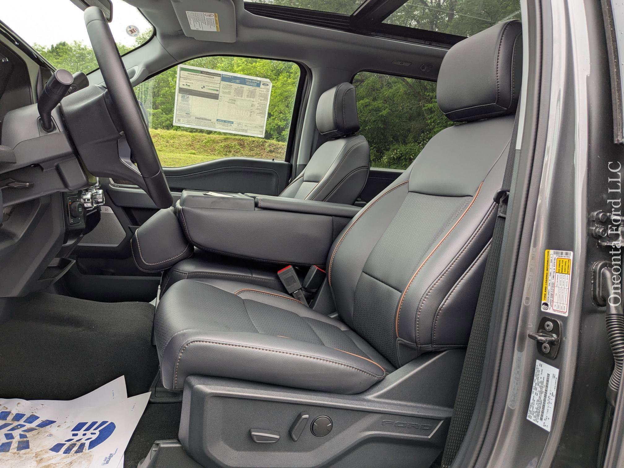 New 2025 Ford F350 Lariat w/ Chrome Package image 20