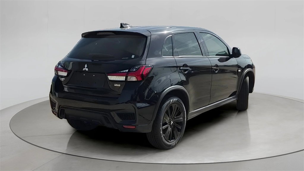 Used 2025 Mitsubishi Outlander Sport LE image 5