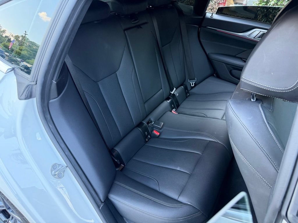Used 2024 BMW i4 eDrive40 w/ Premium Package RWD image 40