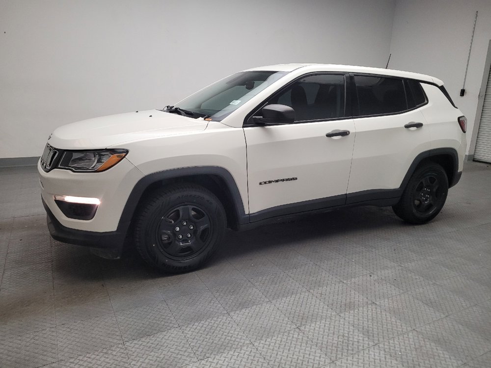 Used 2020 Jeep Compass Sport image 2