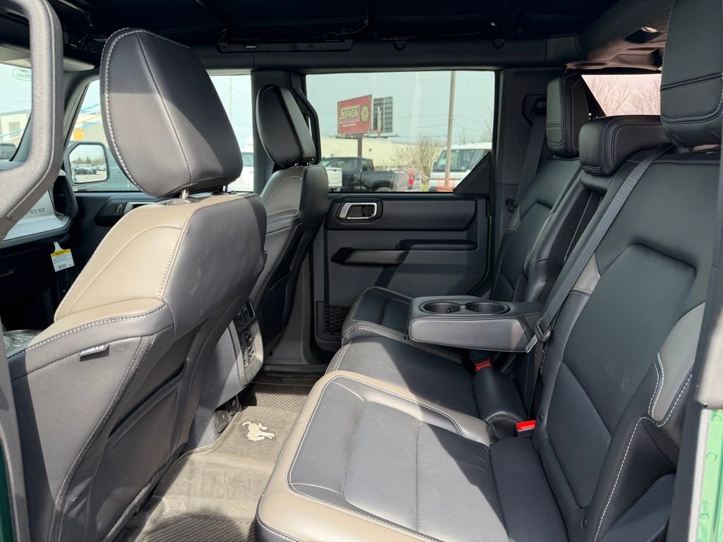 Used 2025 Ford Bronco Outer Banks image 16