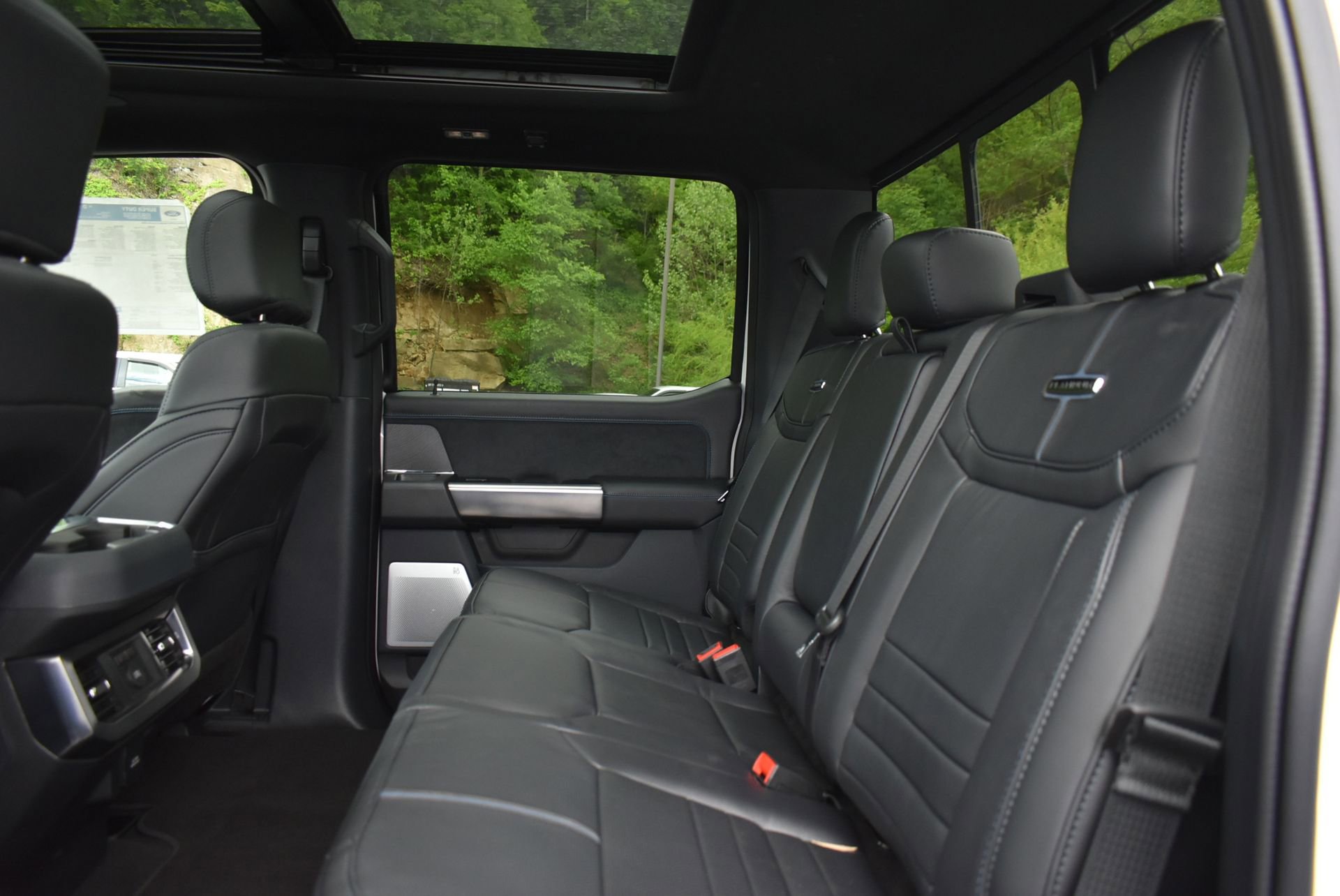 New 2025 Ford F350 Platinum image 17