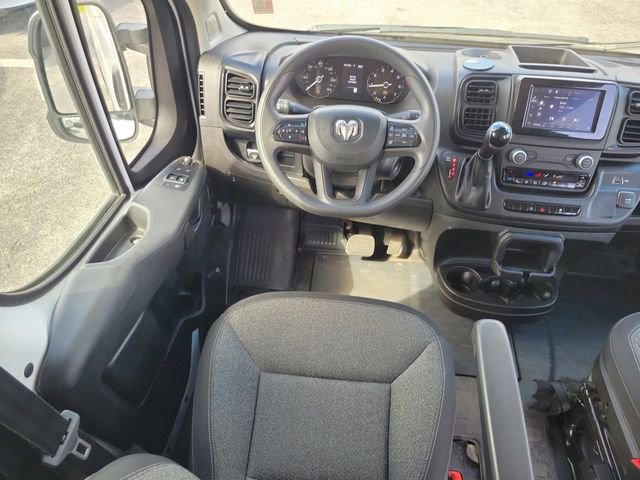 Used 2025 RAM ProMaster 2500 w/ Convenience Group image 12