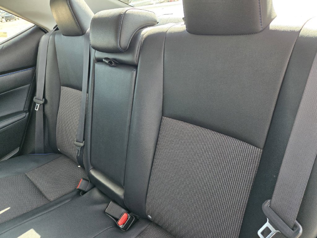 Used 2018 Toyota Corolla SE w/ Protection Package FWD image 10