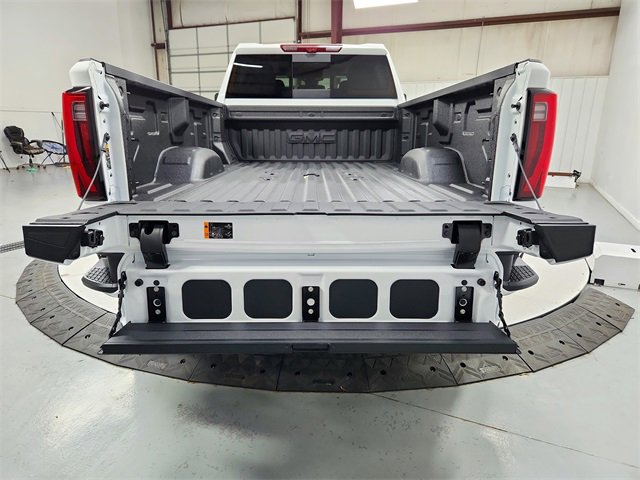 New 2026 GMC Sierra 3500 Denali w/ Denali Reserve Package image 47