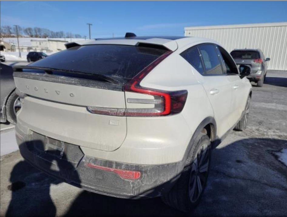 Used 2023 Volvo C40 P8 Recharge Plus image 7