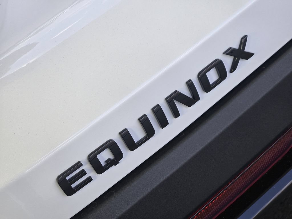 New 2026 Chevrolet Equinox RS w/ Convenience Package III FWD image 12