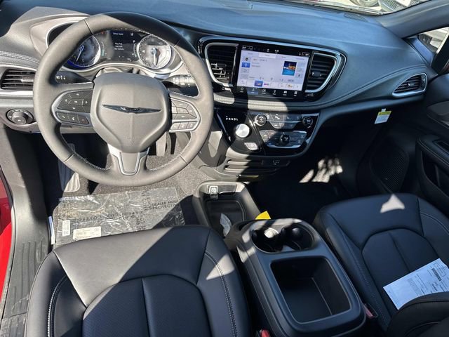 New 2026 Chrysler Pacifica Select image 14