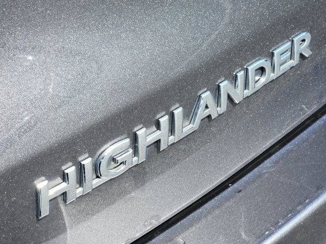 Used 2018 Toyota Highlander XLE FWD image 6