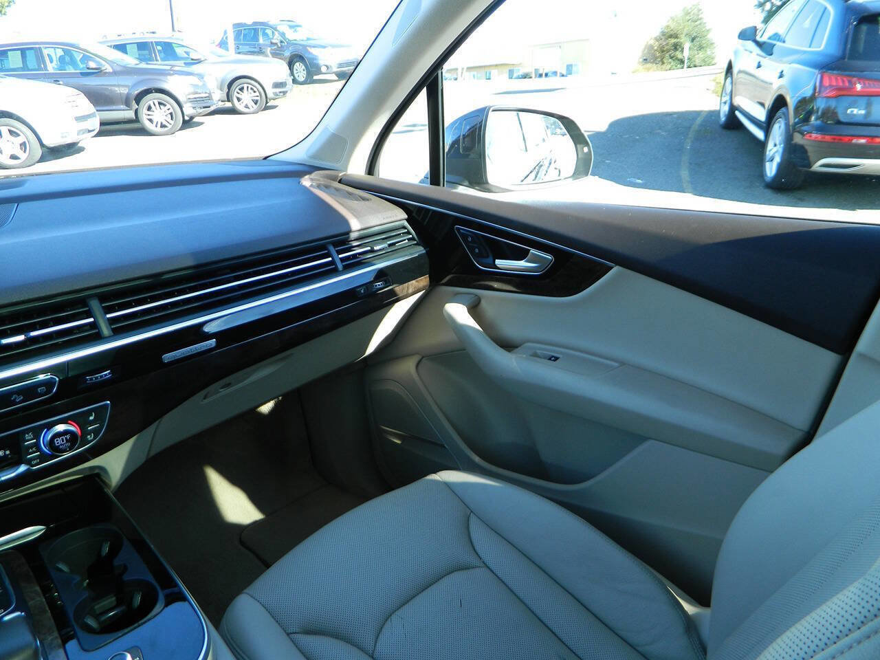 Used 2018 Audi Q7 3.0T Prestige image 19