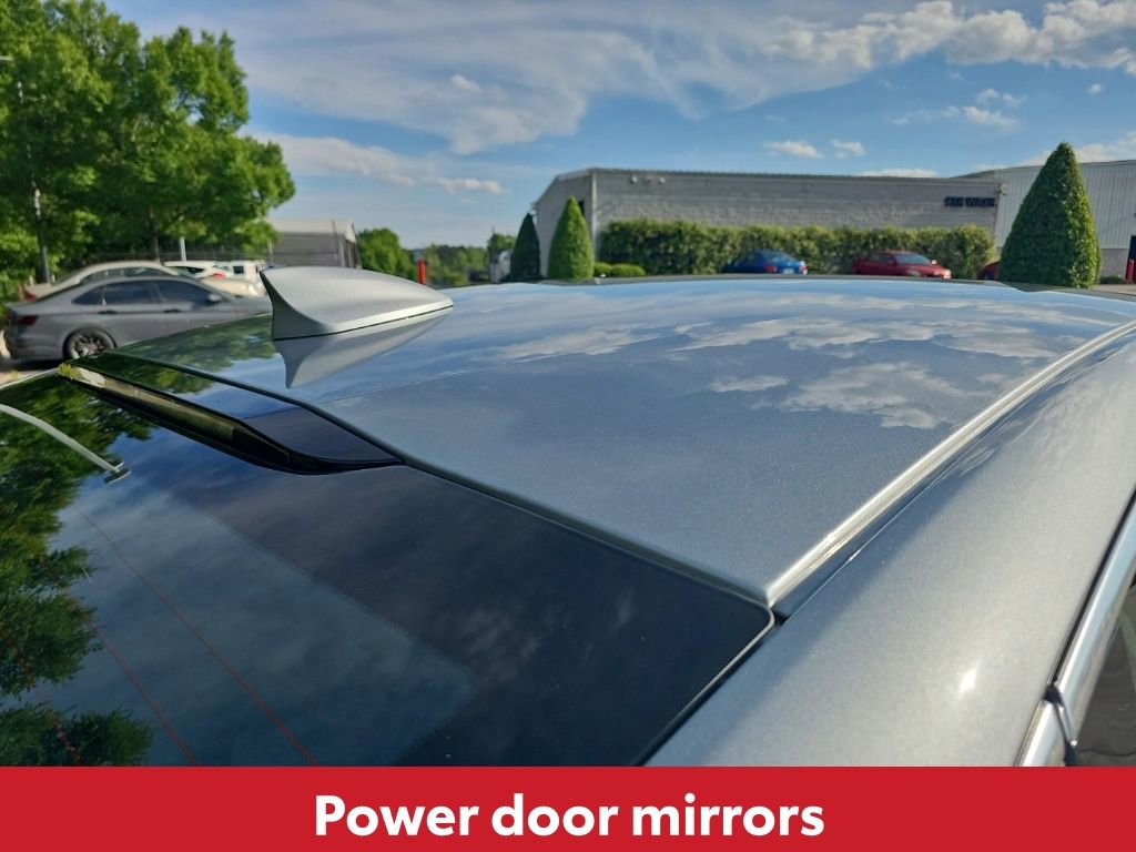 Used 2024 Chevrolet Malibu LT FWD image 9