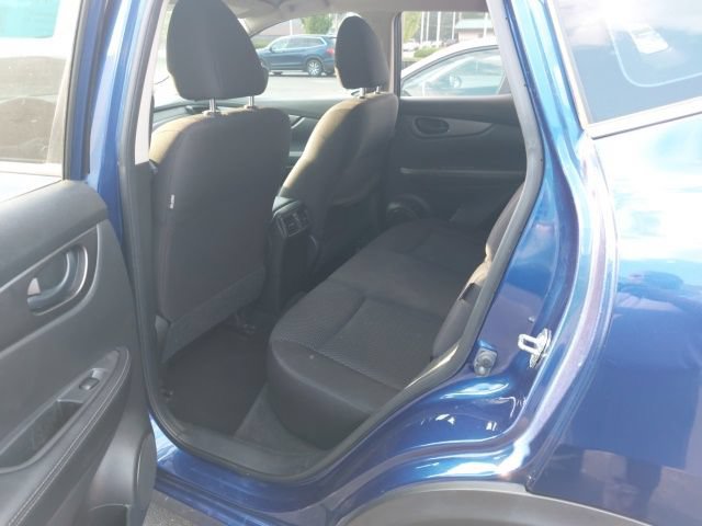Used 2020 Nissan Rogue Sport S w/ Appearance Package FWD image 8