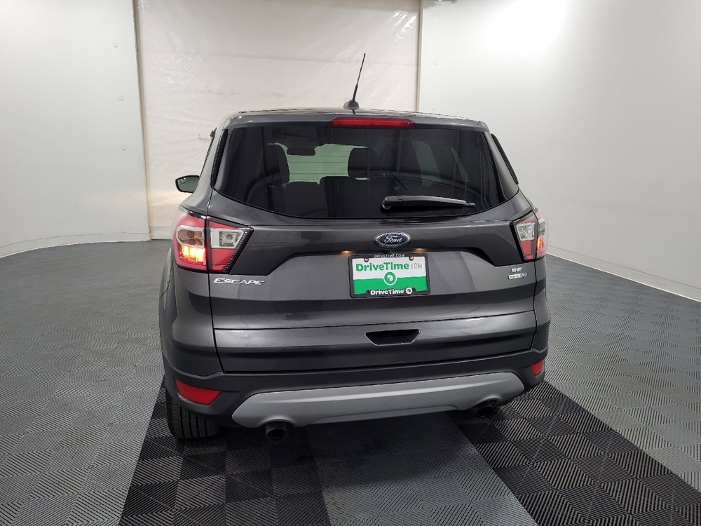 Used 2017 Ford Escape SE w/ SE Cold Weather Package AWD/4WD image 6