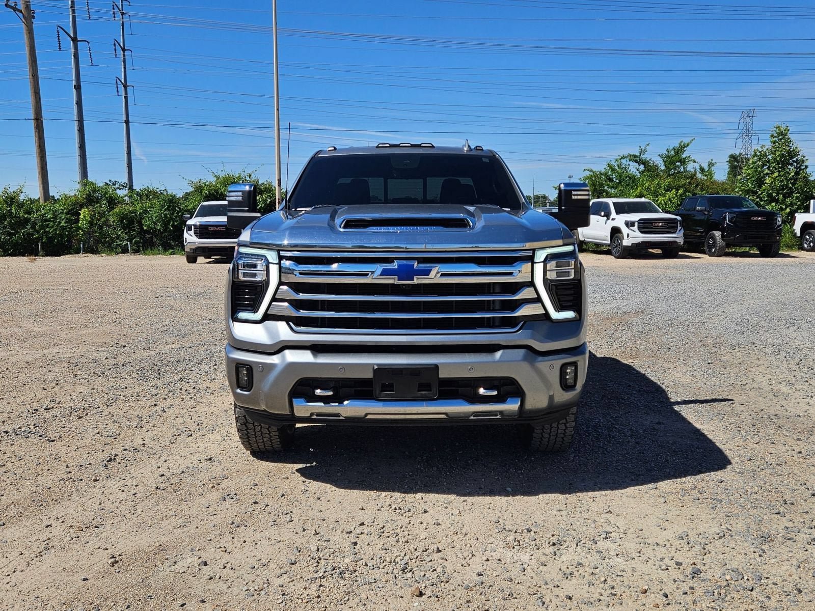 Used 2024 Chevrolet Silverado 3500 High Country w/ High Country Premium Package AWD/4WD image 9