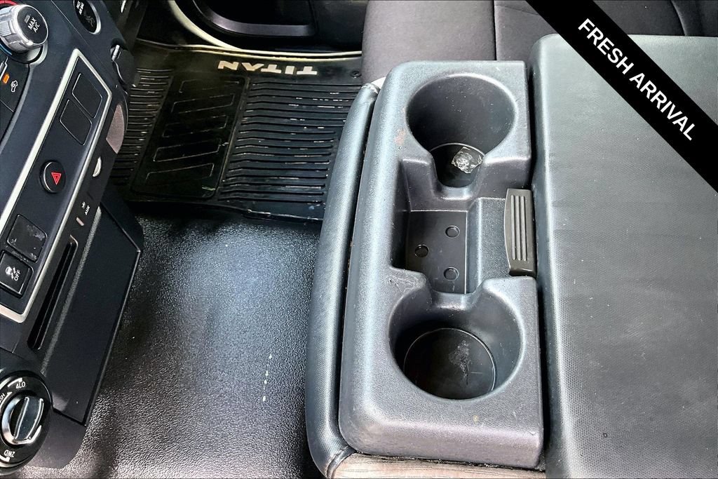 Used 2017 Nissan Titan S AWD/4WD image 8