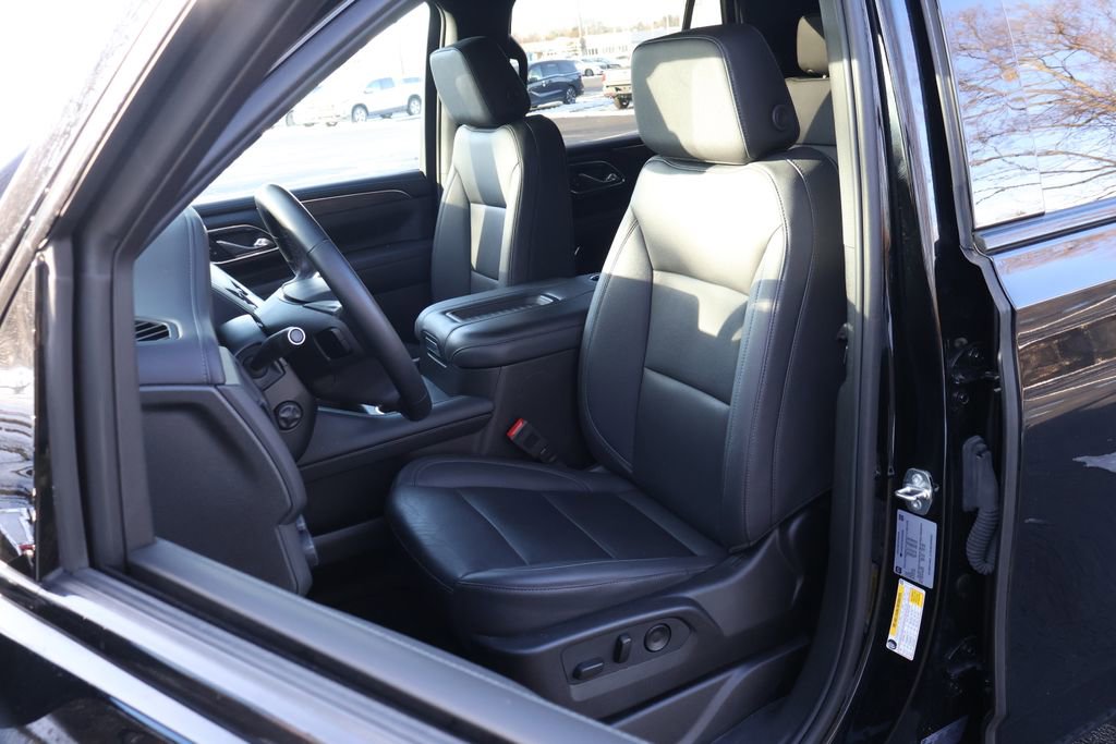 Certified 2023 Chevrolet Tahoe Z71 w/ Luxury Package image 31