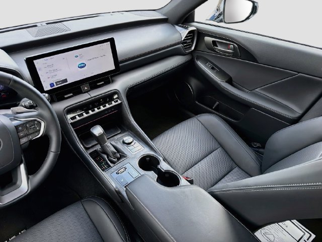 Used 2026 Lexus IS 350 F Sport RWD image 18