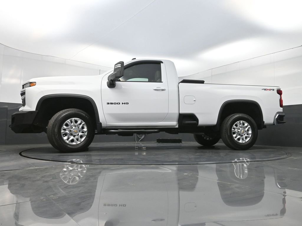 Used 2024 Chevrolet Silverado 3500 LT w/ Convenience Package image 25
