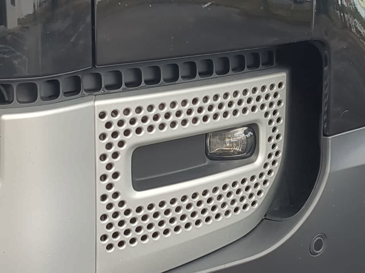 Used 2025 Land Rover Defender 110 S AWD/4WD image 11