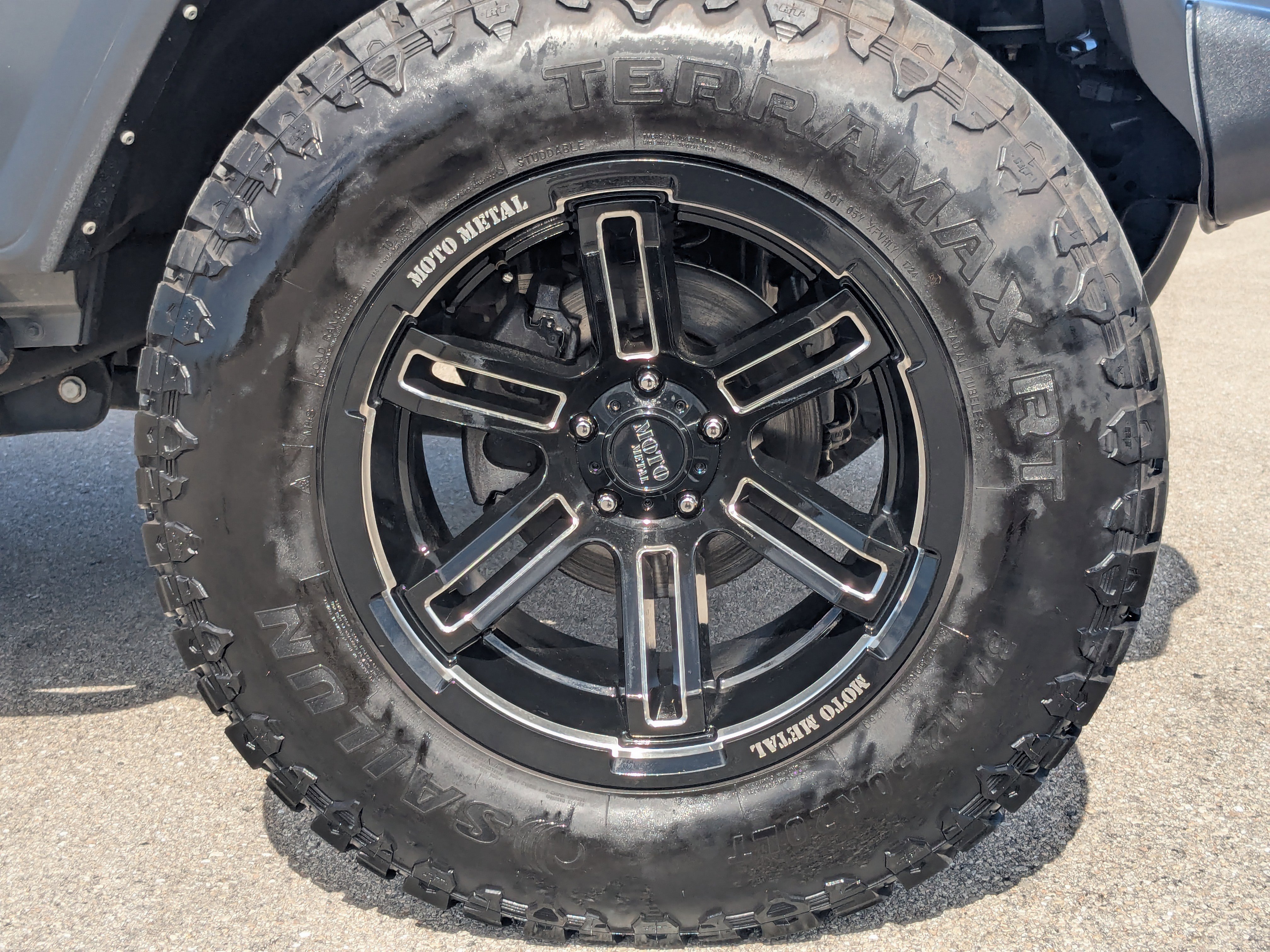 Used 2022 Jeep Gladiator Sport AWD/4WD image 13