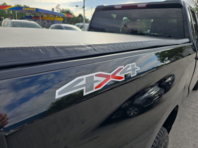 Used 2020 Chevrolet Silverado 1500 Custom w/ Custom Value Package image 14