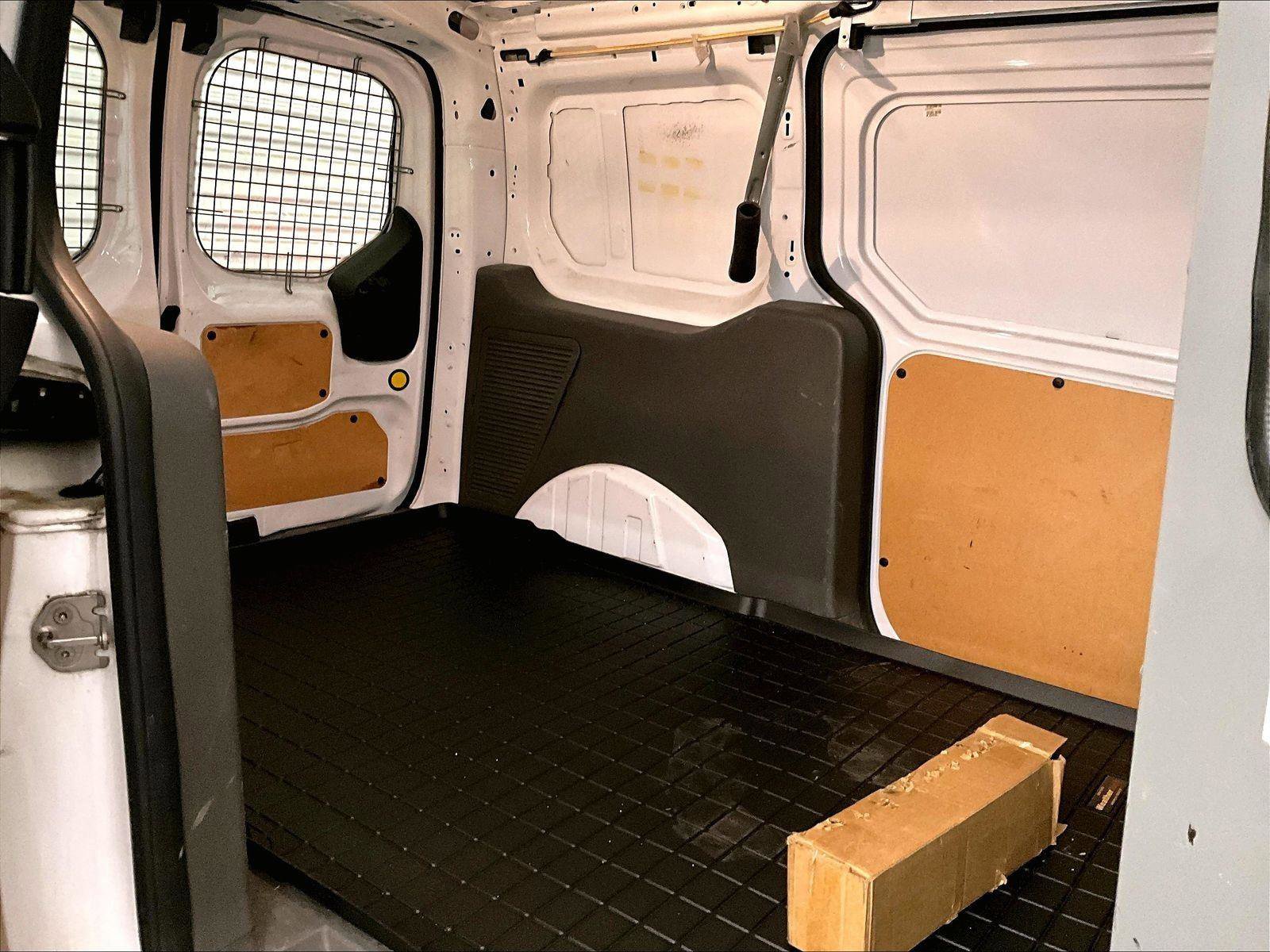 Used 2019 Ford Transit Connect XL FWD image 31