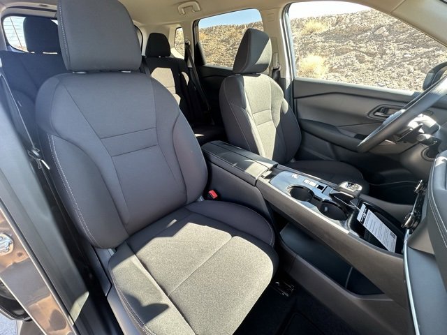 New 2026 Nissan Rogue S image 29