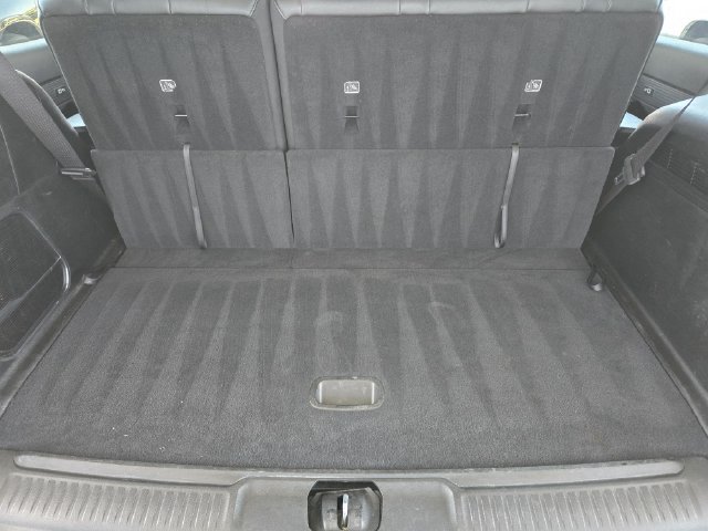 Certified 2024 Jeep Wagoneer Series II w/ Flexible Seating Group AWD/4WD image 33