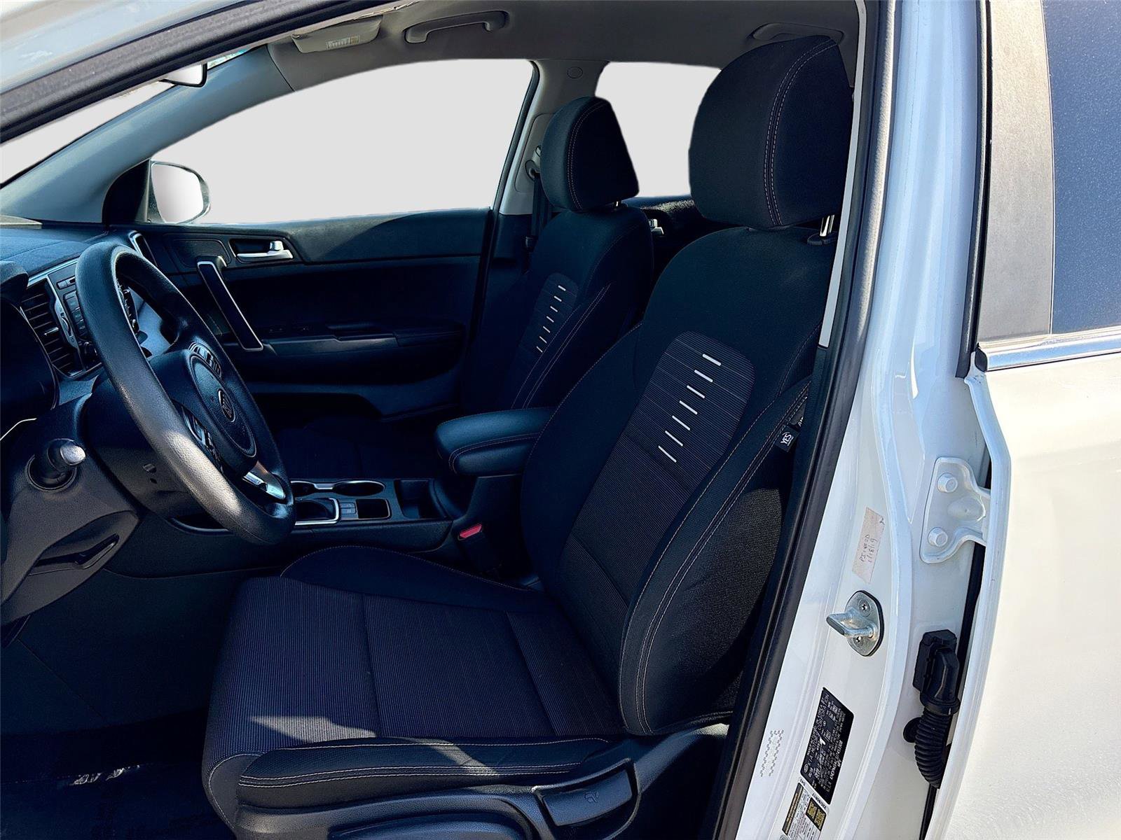 Used 2018 Kia Sportage LX image 20