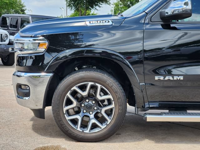 Used 2025 RAM 1500 Laramie AWD/4WD image 9
