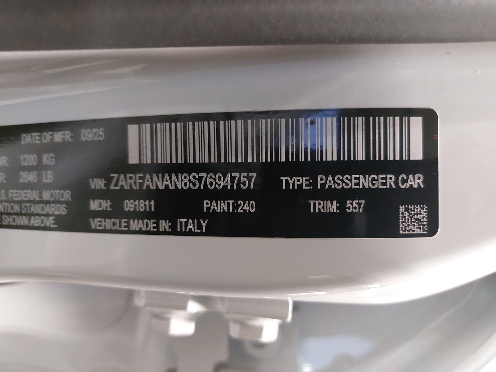 New 2025 Alfa Romeo Giulia AWD w/ Veloce Package AWD image 39