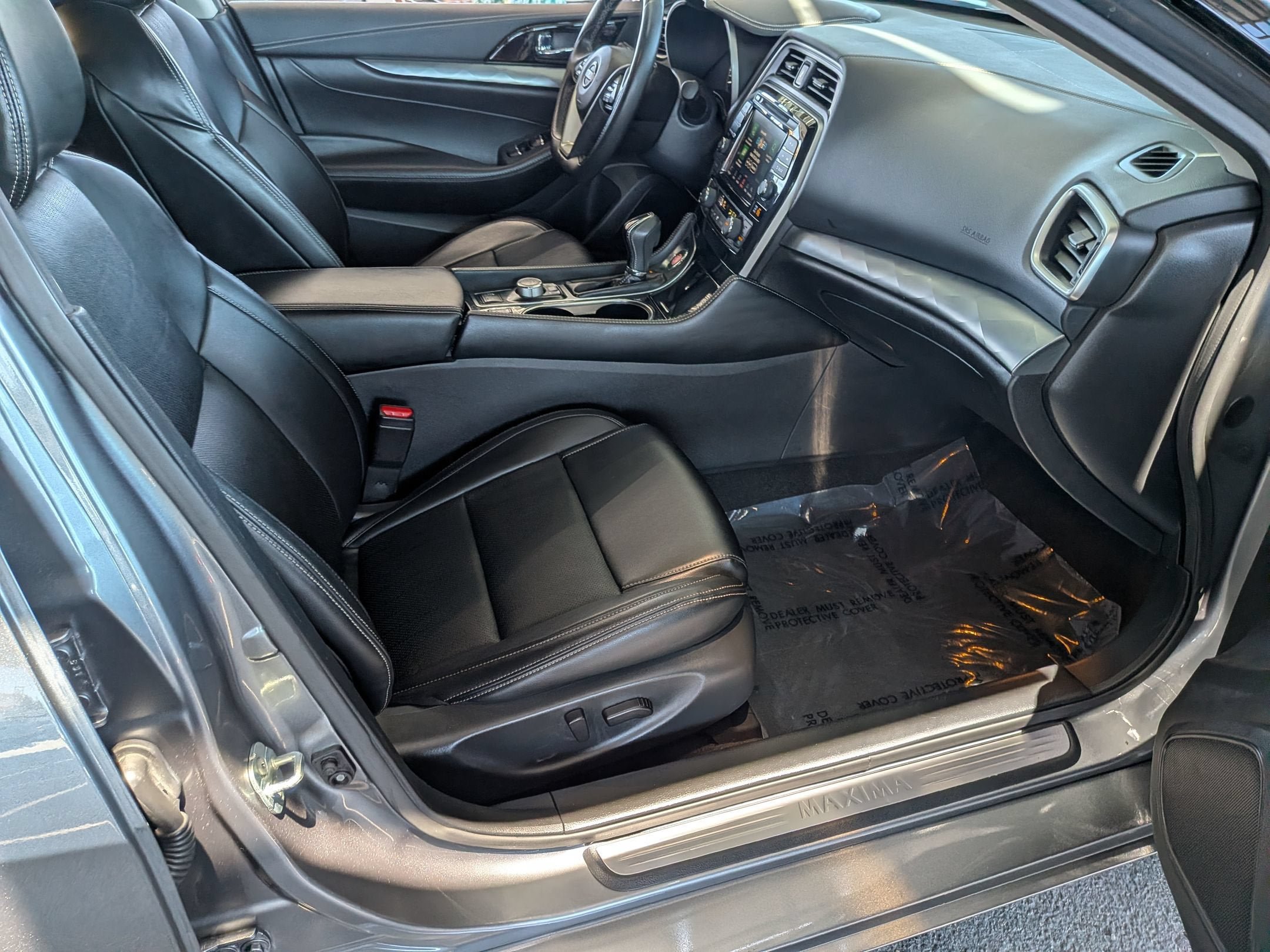 Used 2023 Nissan Maxima SV w/ Floor Mat Group FWD image 34