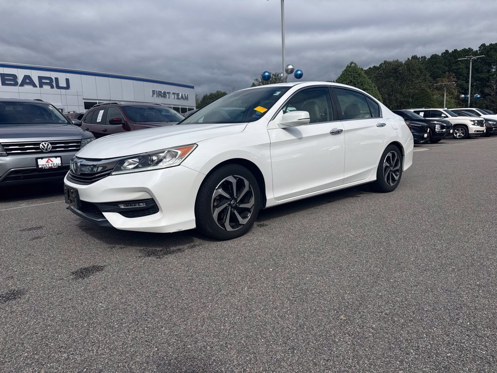 Used 2016 Honda Accord EX-L image 2