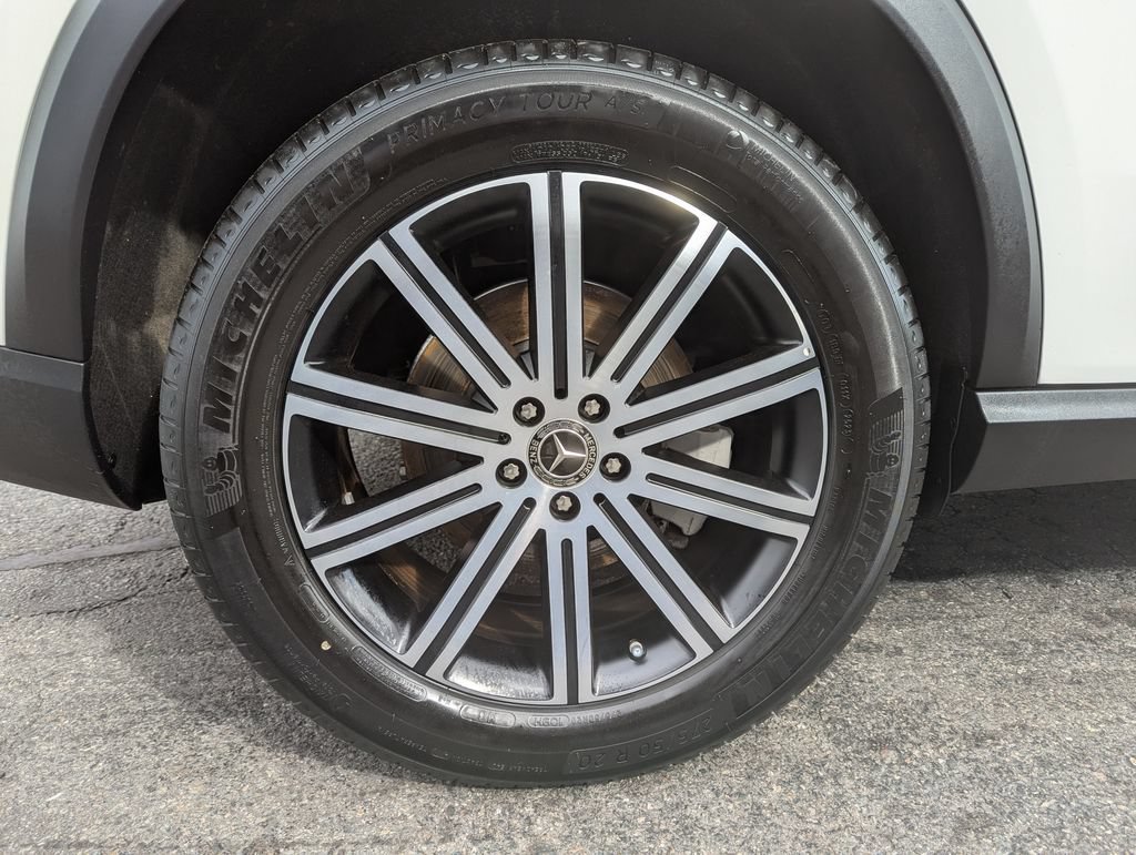 Used 2024 Mercedes-Benz GLE 450 4MATIC image 55