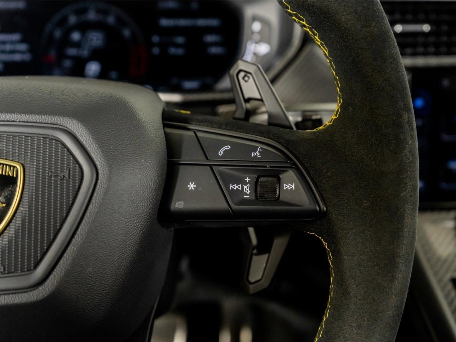 Used 2023 Lamborghini Urus Performante image 45