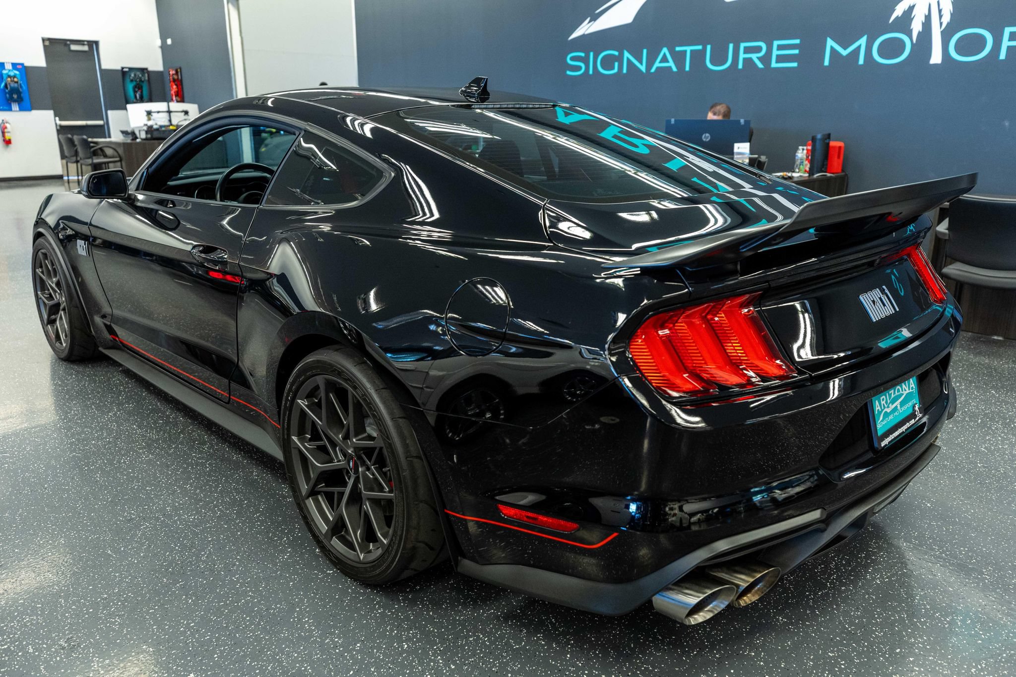 Used 2022 Ford Mustang Mach 1 w/ Mach 1 Handling Package RWD image 8