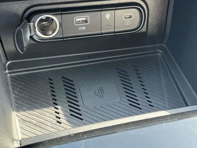 Used 2023 Kia Sportage EX FWD image 32