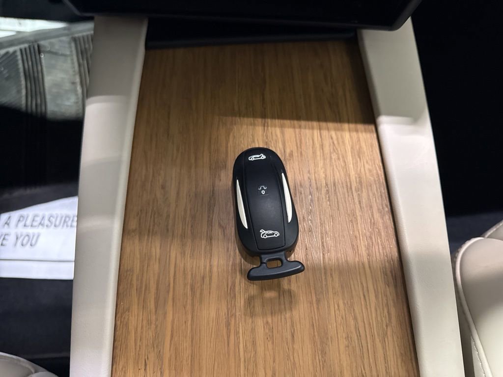 Used 2019 Tesla Model X Long Range image 33