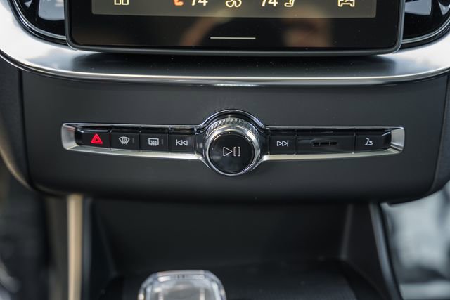 New 2026 Volvo XC90 B6 Ultra w/ Lounge Package AWD/4WD image 23