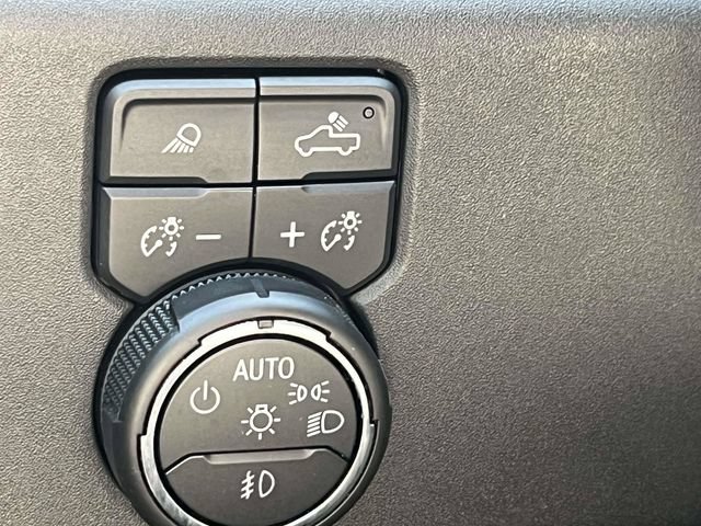 Used 2023 Chevrolet Silverado 1500 LT Trail Boss w/ Convenience Package II AWD/4WD image 30