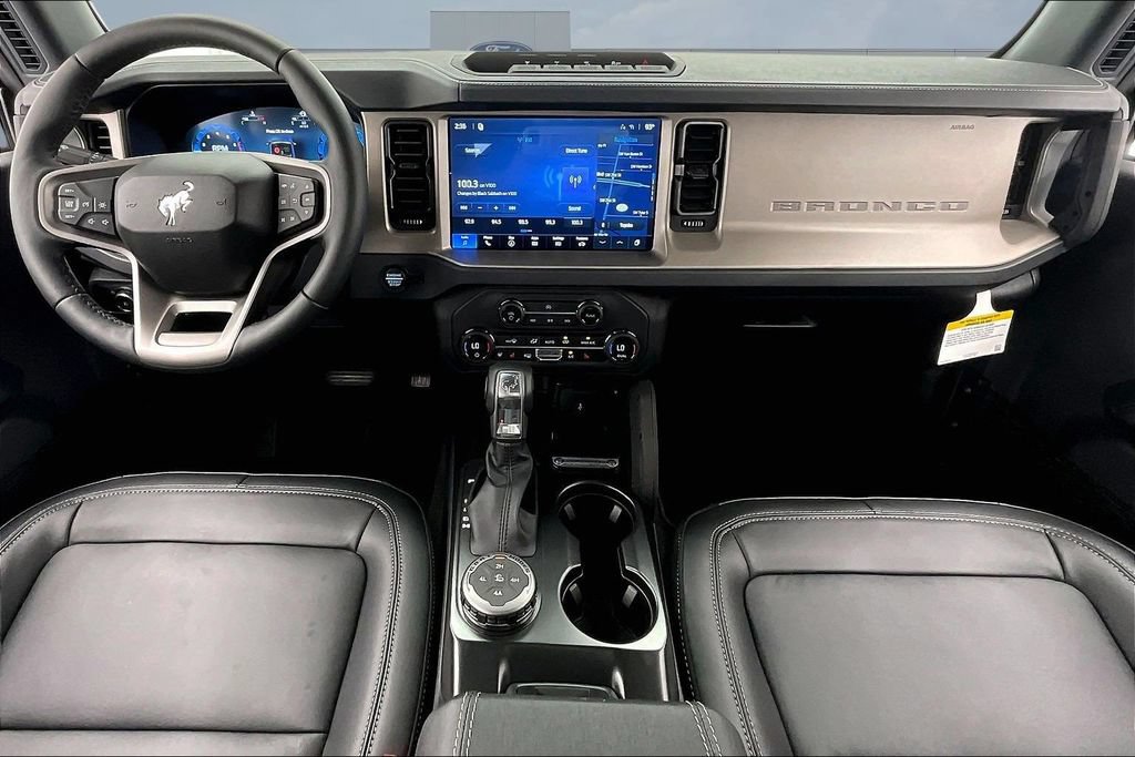 New 2026 Ford Bronco Outer Banks w/ Sasquatch Package AWD/4WD image 5