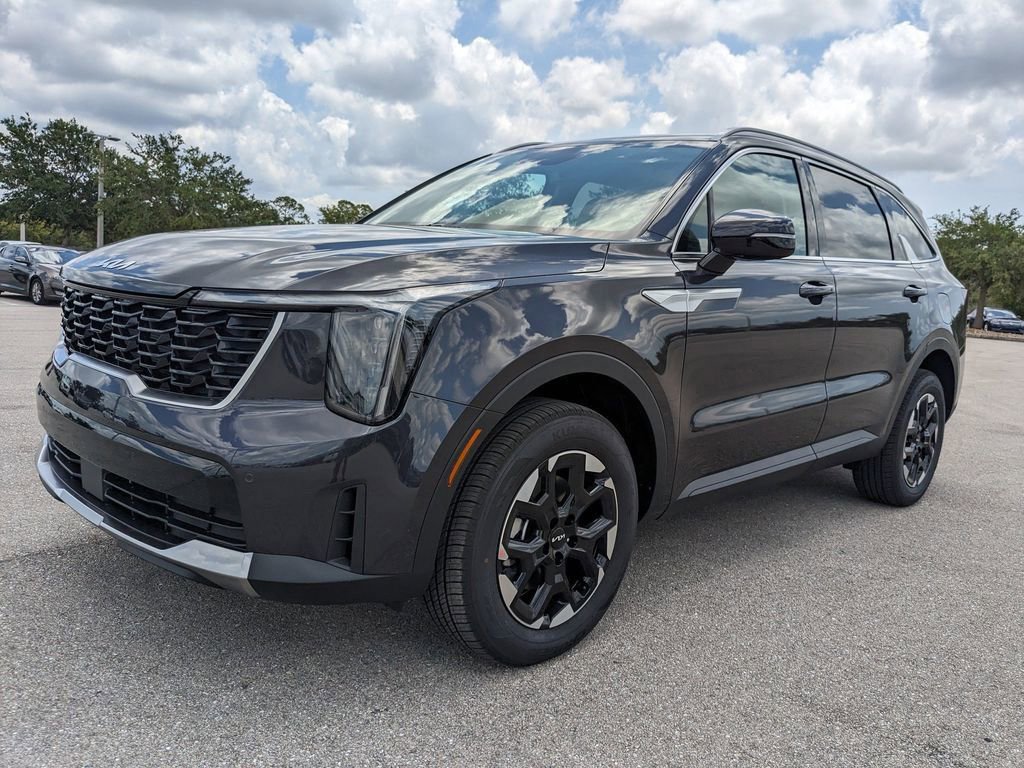 Certified 2025 Kia Sorento S AWD/4WD image 9