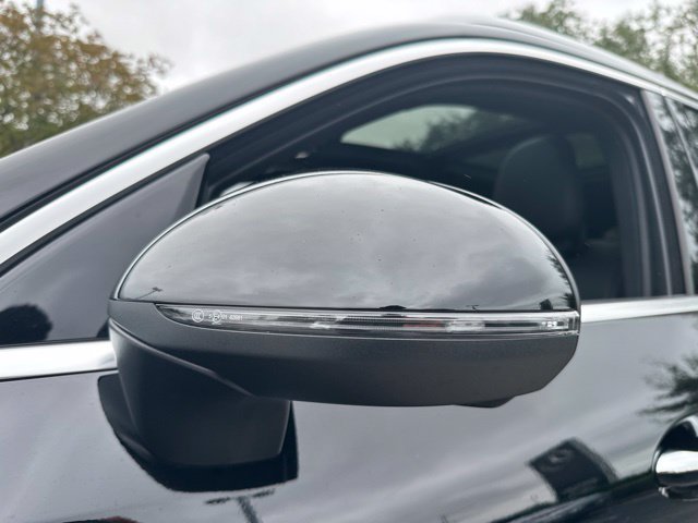 Used 2026 Mercedes-Benz GLC 300 4MATIC image 13
