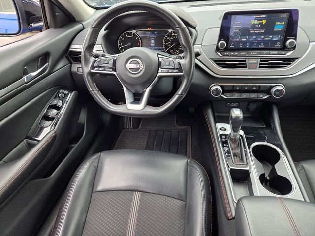 Used 2025 Nissan Altima 2.5 SR FWD image 14