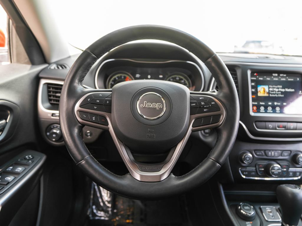 Used 2021 Jeep Cherokee Latitude Lux w/ Sun & Sound Group image 17